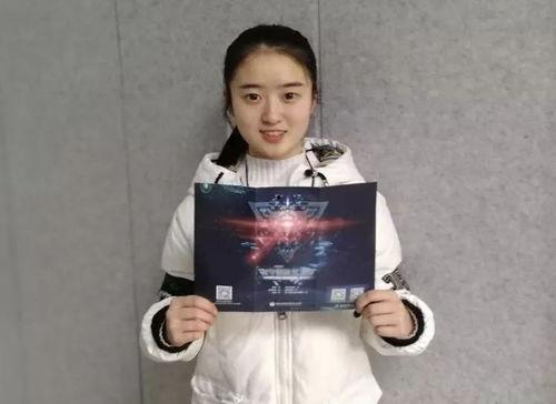 吃瓜张凤莲,吃瓜群众视角下的张凤莲传奇