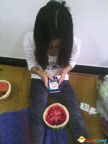 女朋友吃别人的瓜,女友的“偷瓜”奇遇记